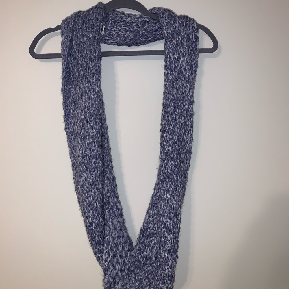 Purple knit scarf